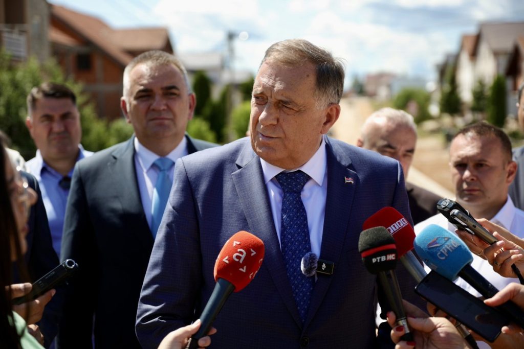 „СРПСКУ ЧЕКАЈУ БОЉИ ДАНИ“ Додик на озваничењу почетка радова на изградњи дионице на Романији (ФОТО)