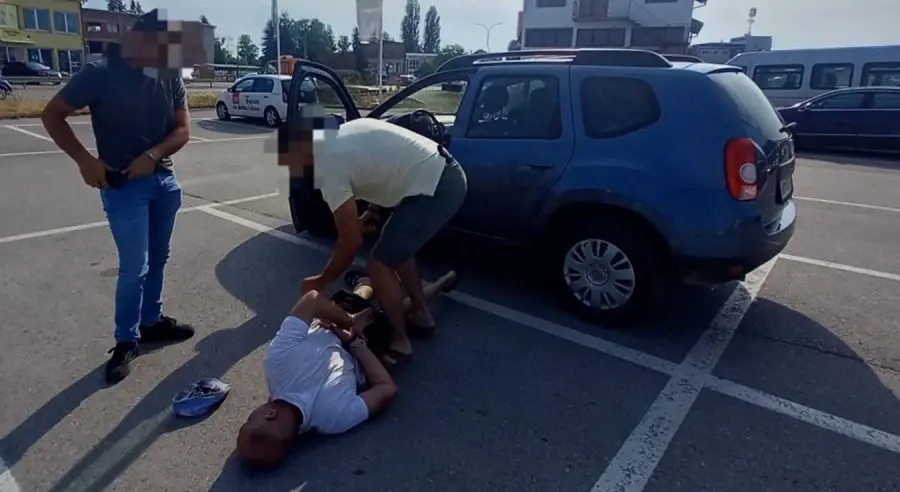 KORISTIO OMETAČ ZA ZAKLJUČAVANJE: Uhapšen u krađi na parkingu u Prijedoru