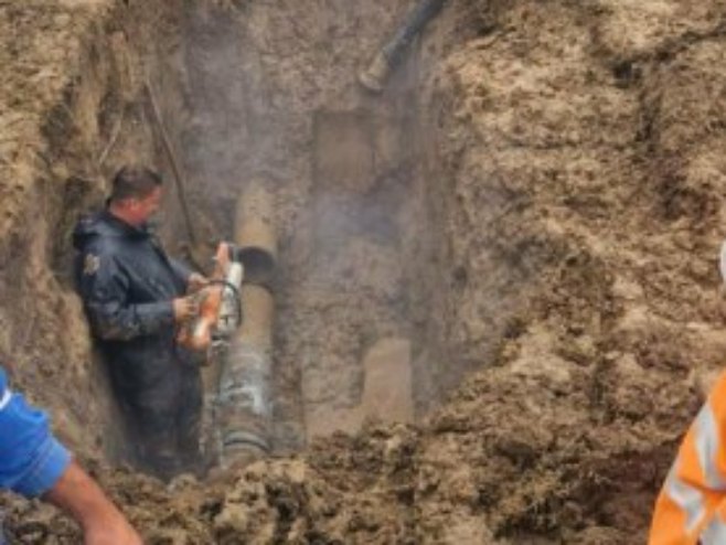 HAVARIJA NA VODOVODNOJ MREŽI: Nekoliko sela u Bijeljini ostalo bez vode