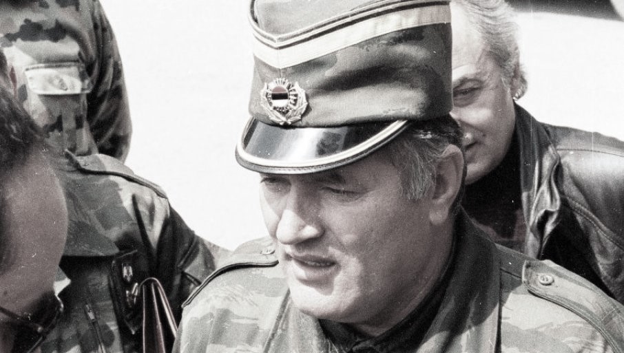 „ČOVJEK ČIJOM ZALUGOM POSTOJE SRBI U PODRINJU“: Republika Srpska se oprašta od genarala Mladića