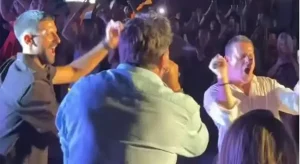 LUDNICA U HERCEG NOVOM: Đoković i Georgiev zajedno zapjevali „Tropski bar“ (VIDEO)