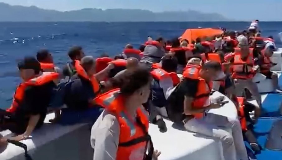 ПОРАСТАО БРОЈ ПОГИНУЛИХ КОД КИПРА: Капетан и посада ухапшени након бродолома (ФОТО)