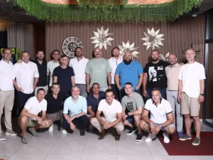 ONI SU ISPISIVALI ISTORIJU BANJALUČKOG RUKOMETA: Susret generacija RK Termomontaža – Kosig Dunav osiguranja