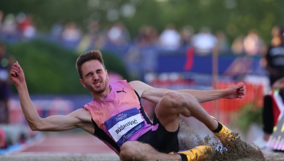 BRAVO MOMČE! Luka Bošković nebeskim skokom obezbijedio finale Evropskog prvenstva!