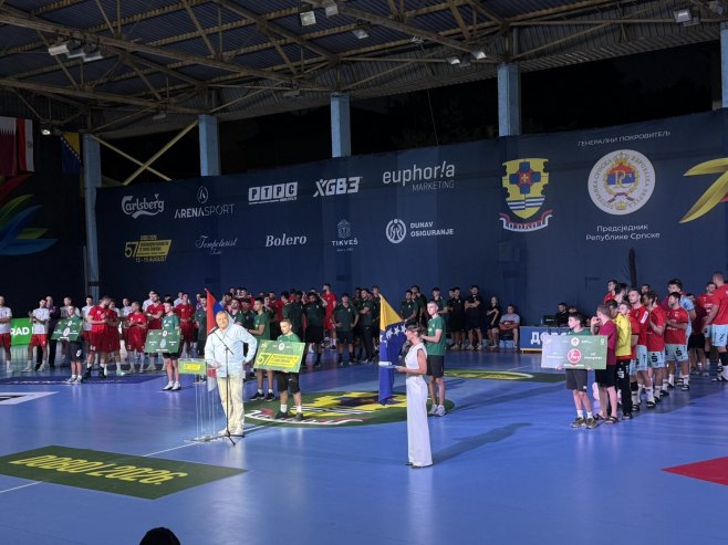 U IGRI VELIKI KLUBOVI: Otvoren 57. Međunarodni rukometni TV turnir šampiona u Doboju (FOTO)