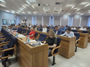 „KOMUNALNIM USLUGAMA“ POLA MILIONA OD VLADE: Skupština grada Prijedor donijela odluku
