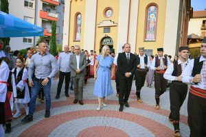 ZVORNIK OBILJEŽIO SVETU PETKU TRNOVU: Slavi grada prisustvovala i Željka Cvijanović (FOTO)