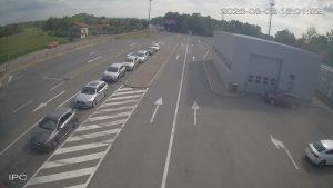 VOZAČI, SPREMITE SE NA DUGA ČEKANJA: Gužve na graničnim prelazima
