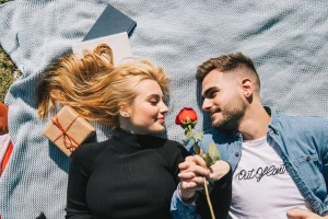 VJEČITI ROMANTICI: 3 horoskopska znaka kojima je ljubav uvijek na prvom mjestu