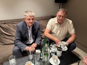 DODIK NA PUTU ZA IZRAEL SA VUKOVIĆEM: Razgovarali o aktuelnoj situaciji u Grčkoj