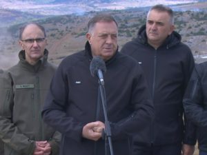 DODIK NA VOJNOJ VJEŽBI NA PEŠTERU: U Srbiji je evidentan opšti napredak, prikazana impresivna moć