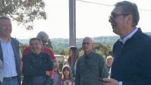 „JA SAM NIŠTA, A ONI SU MINISTRI“ Vučić hitno pozvao Glišića, a zbog jedne rečenice svi su se nasmijali (VIDEO)