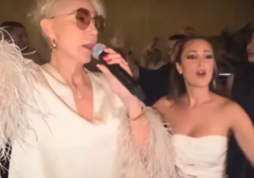 PRIJA I BRENA DIGLE GOSTE NA NOGE: Arijino slavlje se pretvorilo u pravi spektakl (VIDEO)