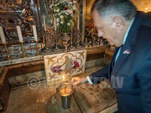 DODIK U JERUSALIMU: Poklonio se Hristovom grobu