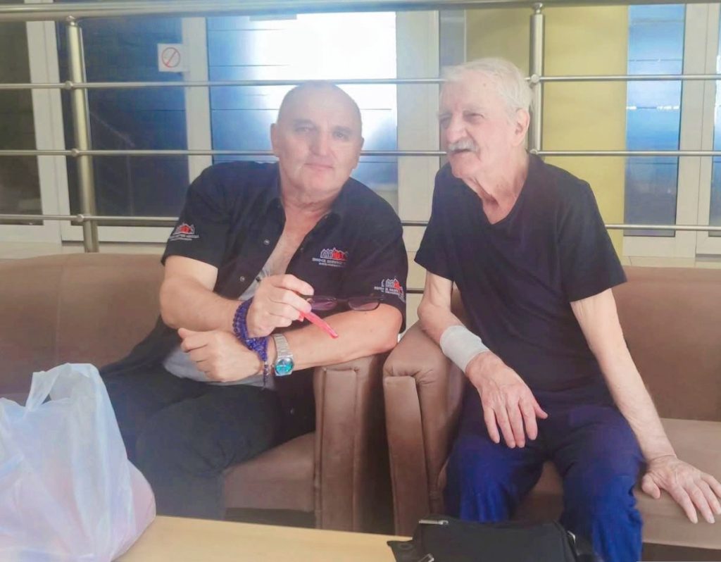 IZ ŠTAMPE IZAŠLA VRIJEDNA PUBLIKACIJA KZ „VASO PELAGIĆ“ IZ BANJALUKE: Priča o tri druga – Mladen, Ranko i knjiga koja ispravlja književnu nepravdu (FOTO)