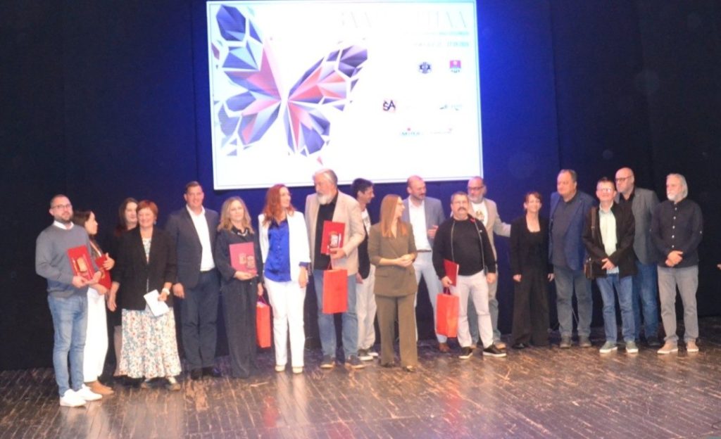 POZORIŠTE JE ŽIVOT: Održan 19. Međunarodni festival pozorišta „Zlatna vila” u Prijedoru