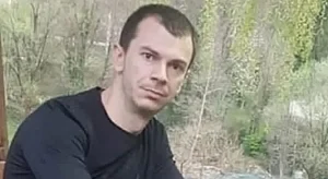 ПИЈАН УДАРИО У ЗИД НА КОЈЕМ СУ БИЛА ДЈЕЦА: Ово је возач који је ухапшен након стравичне несреће у Цазину