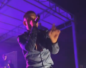 RASTA ZAPALIO MREŽE NOVIM IMIDŽOM: Reper neprepoznatljiv, fanovi ga uporedili sa ovim pjevačem (FOTO/VIDEO)