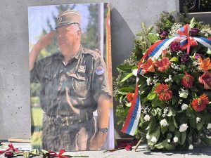 SKANDAL U CRNOJ GORI: Uhapšen odbornik jer je na mrežama objavio video o generalu Mladiću