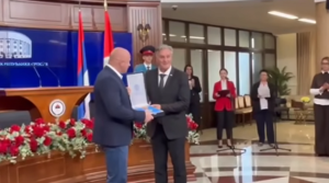 SVEČANO U PALATI REPUBLIKE: Karan uručio Orden časti ruskom MMA borcu Fjodoru Jemeljanenku