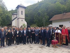 UBIJANA I DJECA OD DVIJE GODINE: U manastiru Glogovac obilježavanje 31 godine od egzodusa Srba iz Donjeg Vakufa (FOTO)