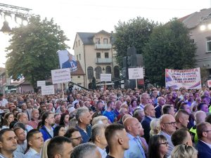 „SNSD IMA EKIPU KOJA ĆE NAPRAVITI OZBILJNU PRIČU ZA SRPSKU“: Minić poslao snažnu poruku iz Šamca (FOTO)