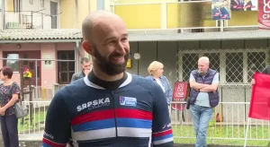 BICIKLOM DO HILANDARA: Banjalučanin vozi  preko 1.000 km za djecu oboljelu od malignih bolesti