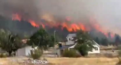DRAMATIČNO NA BLIDINJU: Buknuo novi požar, vatra guta borovu šumu i prijeti vikendicama (VIDEO)