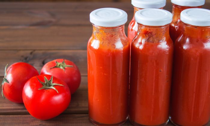 DOMAĆI KEČAP: Recept po kome su ga spremale domaćice u Jugoslaviji