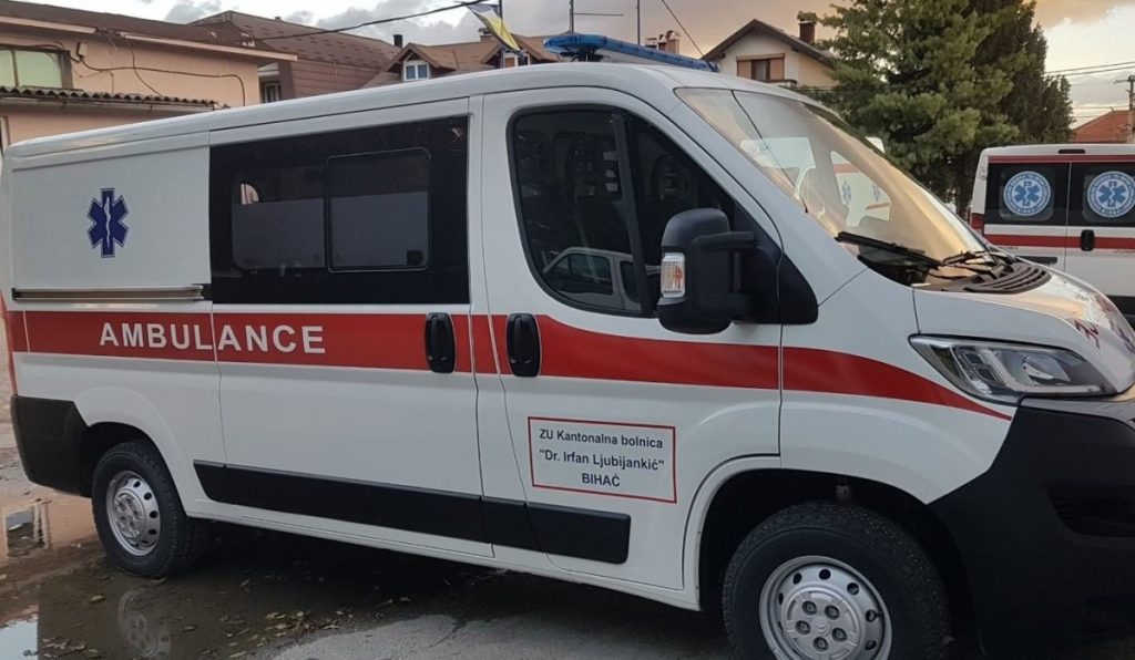 IZA NAS JE NASTRAŠNIJA NOĆ U ŽIVOTU: Čak 15 hirurga se odazvalo na poziv da spasu 3 djece teško povrijeđenih u nesreći u Cazinu