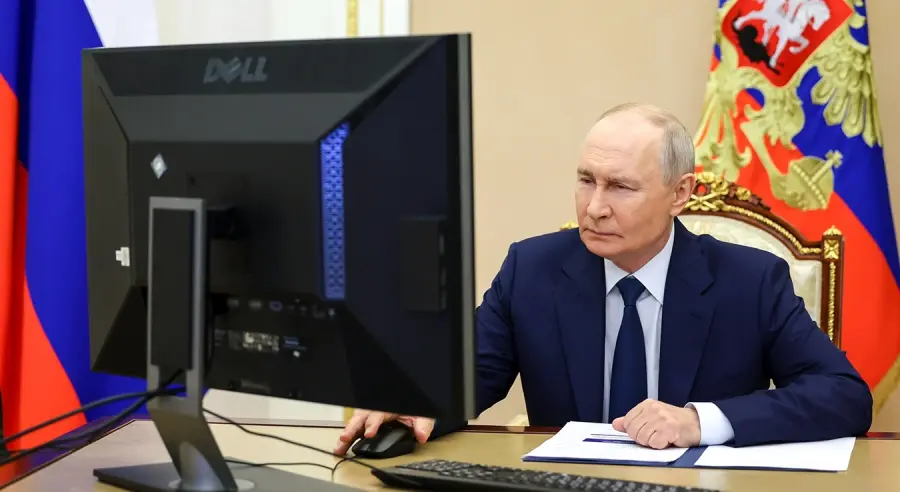 „НЕ МОЖЕ СЕ ПОГРИЈЕШИТИ“: Ево како је Путин гласао на изборима у Русији