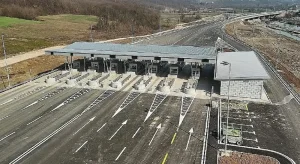 НА ОВОЈ ДИОНИЦИ АУТОПУТА У БиХ ПОЧИЊЕ НАПЛАТА ПУТАРИНЕ: Познате цијене по категоријама