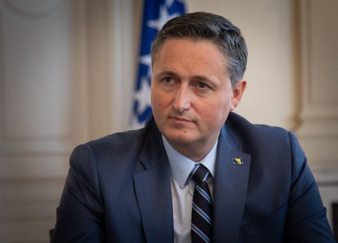 PRVI REZULTATI: Denis Bećirović vodi u utrci za člana Predsjedništva BiH iz reda bošnjačkog naroda