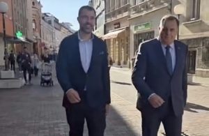 „СНАГА РЕПУБЛИКЕ СРПСКЕ ЈЕ У МЛАДОСТИ КОЈА ЗНА ШТА ХОЋЕ“: Милорад и Игор Додик прошетали Бањалуком (ВИДЕО)
