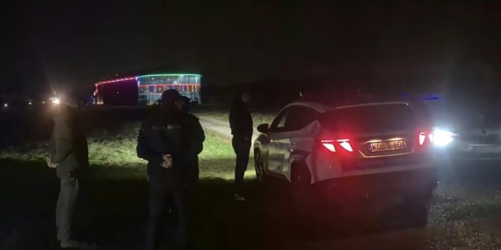 ЈАКЕ ПОЛИЦИЈСКЕ СНАГЕ И ДАЉЕ НА МЈЕСТУ ЈЕЗИВЕ ХЕЛИКОПТЕРСКЕ НЕСРЕЋЕ: Траје увиђај након смрти четири војника ЕУФОР-а (ВИДЕО)
