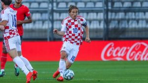 NAČISTO SLOMLJEN! Luka Modrić na ivici suza nakon blamaže Hrvatske protiv Engleske