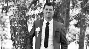 СОКОЛАЦ ЗАВИЈЕН У ЦРНО: Ово је отац петоро дјеце који је погинуо у тешкој несрећи (ФОТО)