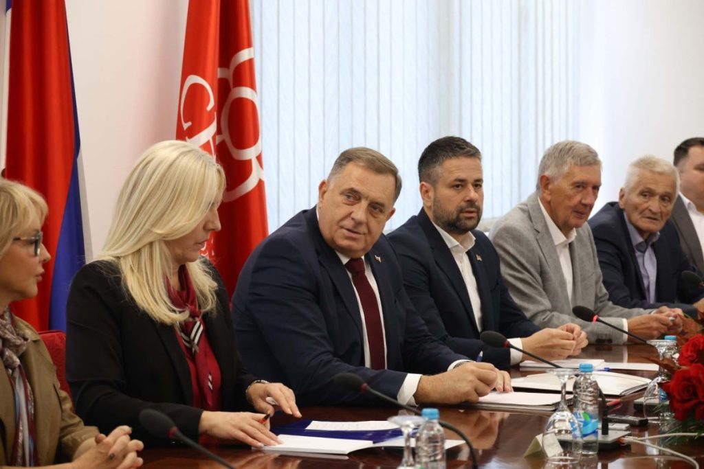 SNSD I HDZ NASTAVLJAJU SARADNJU: Dodik najavio konstituisanje Predsjedništva BiH (FOTO)
