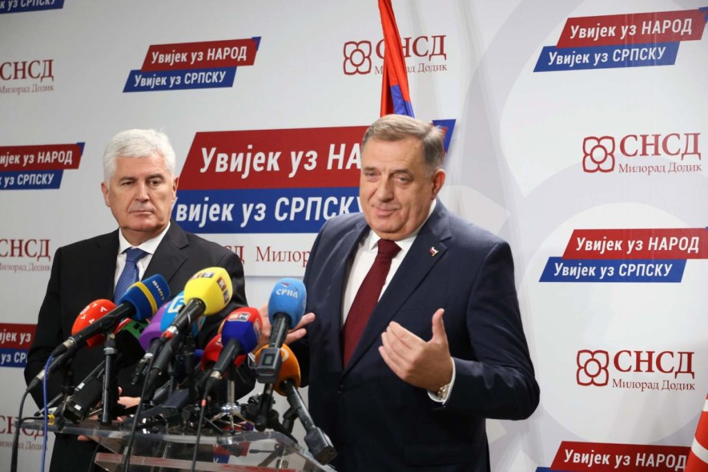„НАША ОДГВОРНОСТ ТРЕБА ДА ПРЕВАЗИЂЕ БИЛО КАКВЕ СУЈЕТЕ“: Додик позвао опозицију Српске на састанак