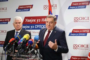 „НАША ОДГВОРНОСТ ТРЕБА ДА ПРЕВАЗИЂЕ БИЛО КАКВЕ СУЈЕТЕ“: Додик позвао опозицију Српске на састанак