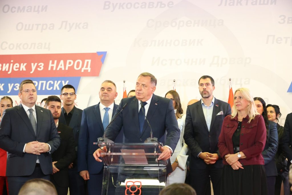 ДОДИК: Велика побједа СНСД-а потврда да народ подржава наше политике