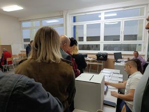OPTUŽBE ZA IZBORNE NEPRAVILNOSTI: Predsjednik biračkog odbora Zvornik pravio nevažećim glasačke listiće