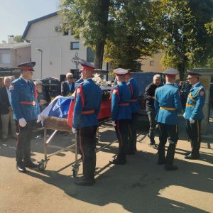 САХРАЊЕНА БИЉАНА ПЛАВШИЋ: Биће уписана у српској историји великим словима као прва жена предсједник, борац за наш народ и Републику Српску