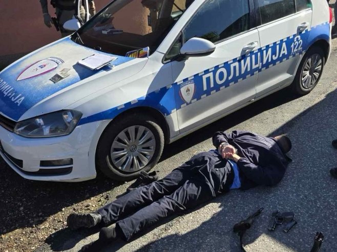 UHAPŠENO 5 POLICAJACA U SRPSKOJ: Od vozača tražili novac za prekršaje koje nisu počinili (FOTO)
