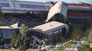 SMRTONOSNI SUDAR VOZOVA U TOLEDU: Više od 60 ljudi i dalje na spisku nestalih (VIDEO)