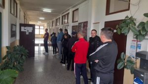 NAJNOVIJI PRESJEK IZLAZNOSTI: Objavljeno koliko je birača glasalo na izborima u Srbiji do 17 časova